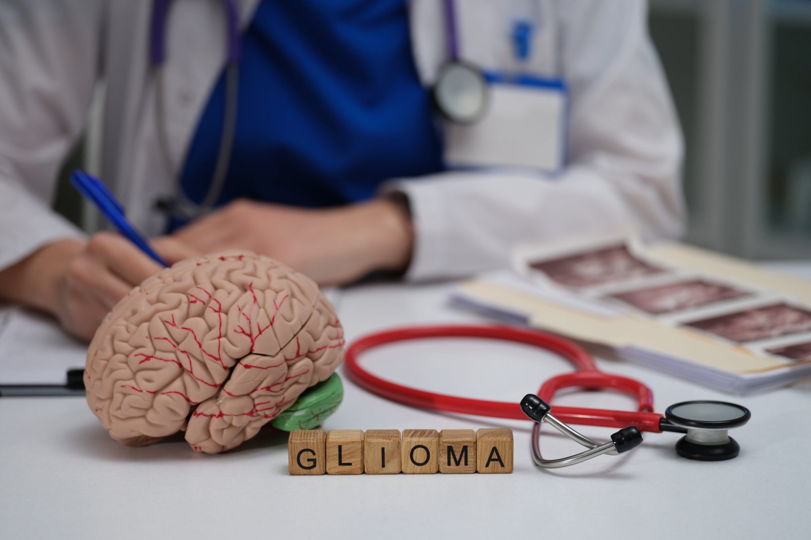 Μηνιγγίωμα: Τι Είναι, Ποια Συμπτώματα Προκαλεί και Πώς Αντιμετωπίζεται